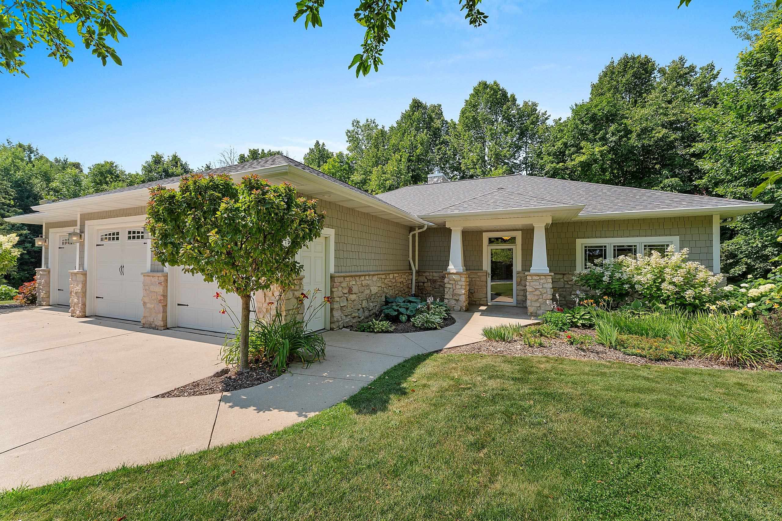 3940 Sunnyview Road De Pere, WI 54115 - Photo 71 of 89
