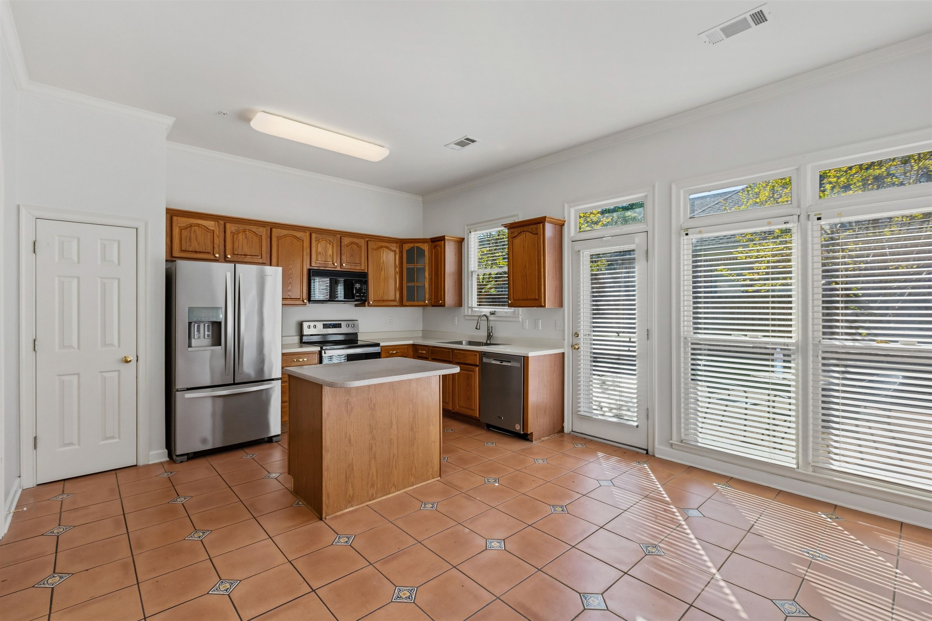 1732 Constable Court Collierville, TN 38017 - Photo 4 of 14