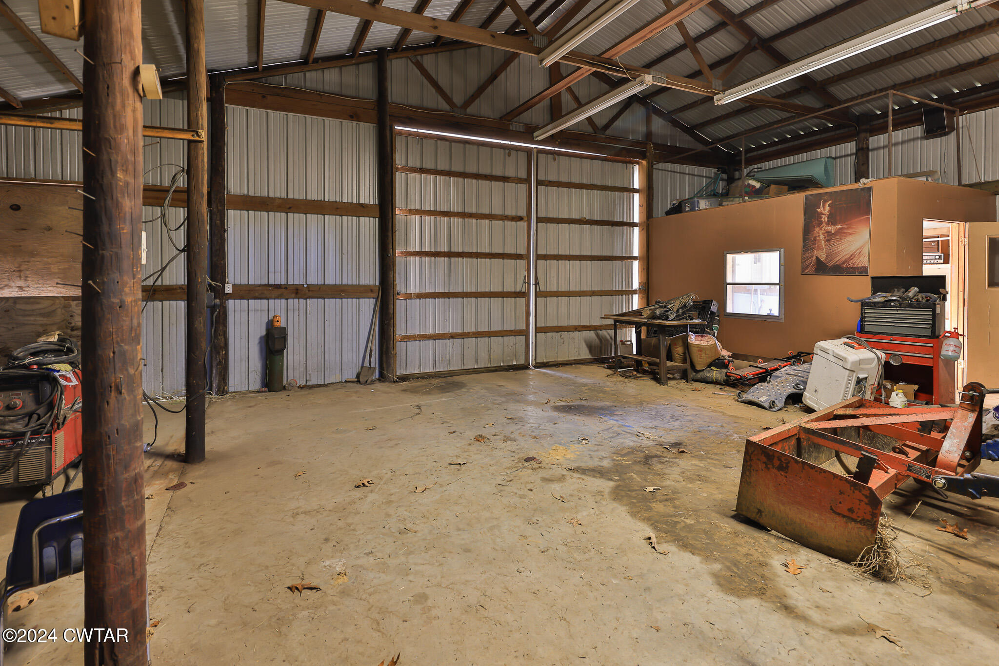 1209 Cotton Creek Road Gleason, TN 38229 - Photo 20 of 31 FT8A0530