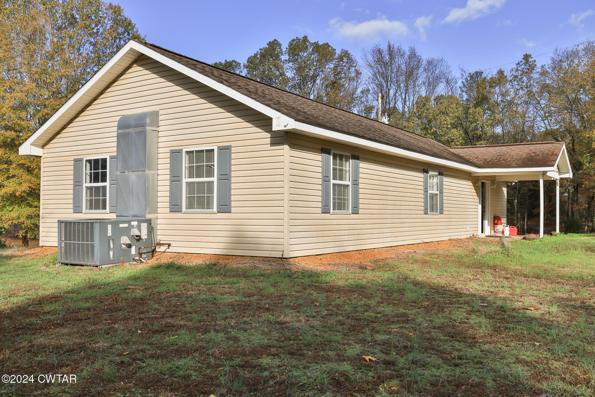 1209 Cotton Creek Road Gleason, TN 38229 - Photo 5 of 31 FT8A0512