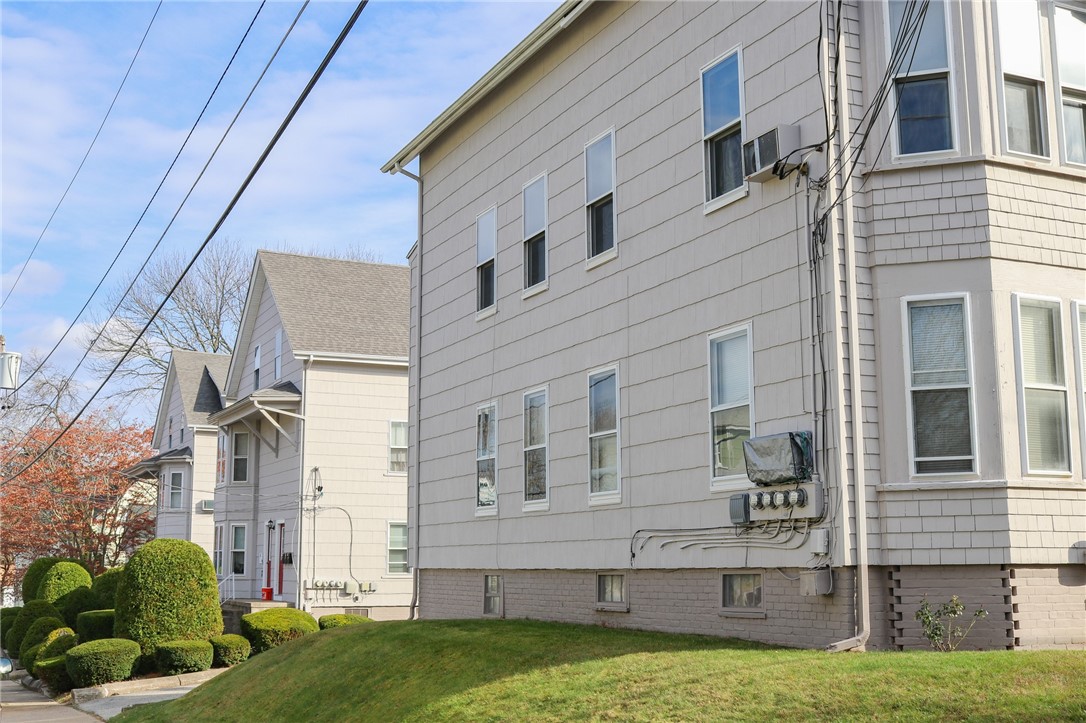 101 Andrews Street Woonsocket, RI 02895 - Photo 9 of 11 Gallery Image 9