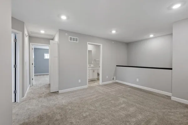 $2,500 | 11032 Zest Street Northeast, Unit D, Blaine, MN 55449