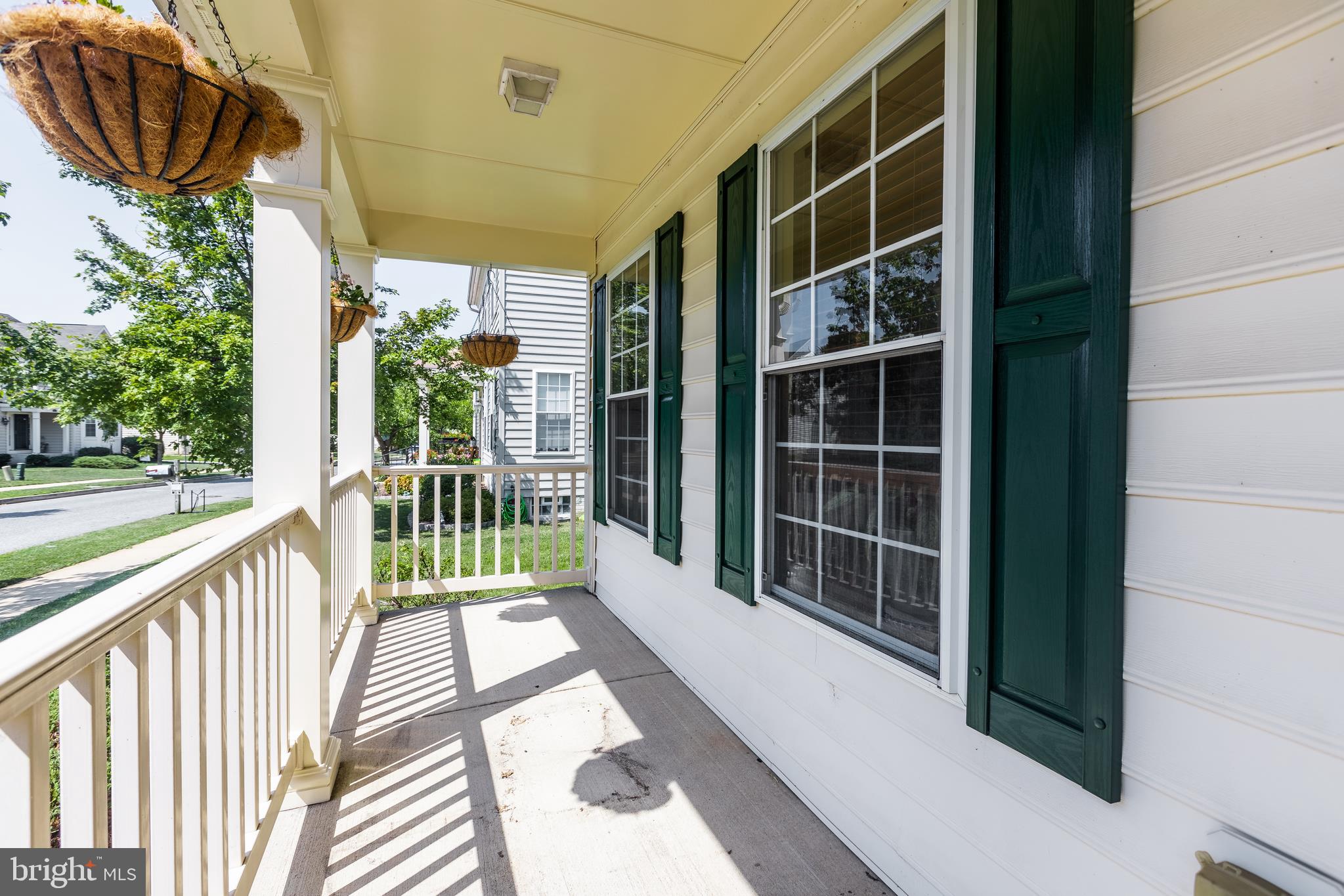 208 Seamaster Road Baltimore, MD 21221 - Photo 2 of 46 Gallery Image 2