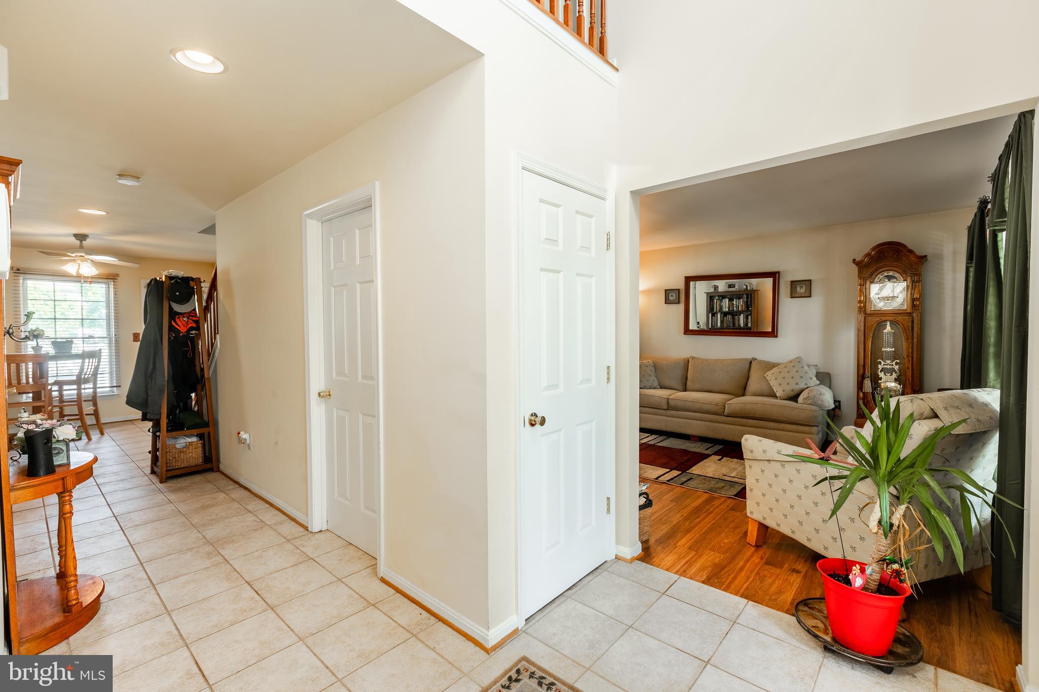 208 Seamaster Road Baltimore, MD 21221 - Photo 3 of 46 Gallery Image 3