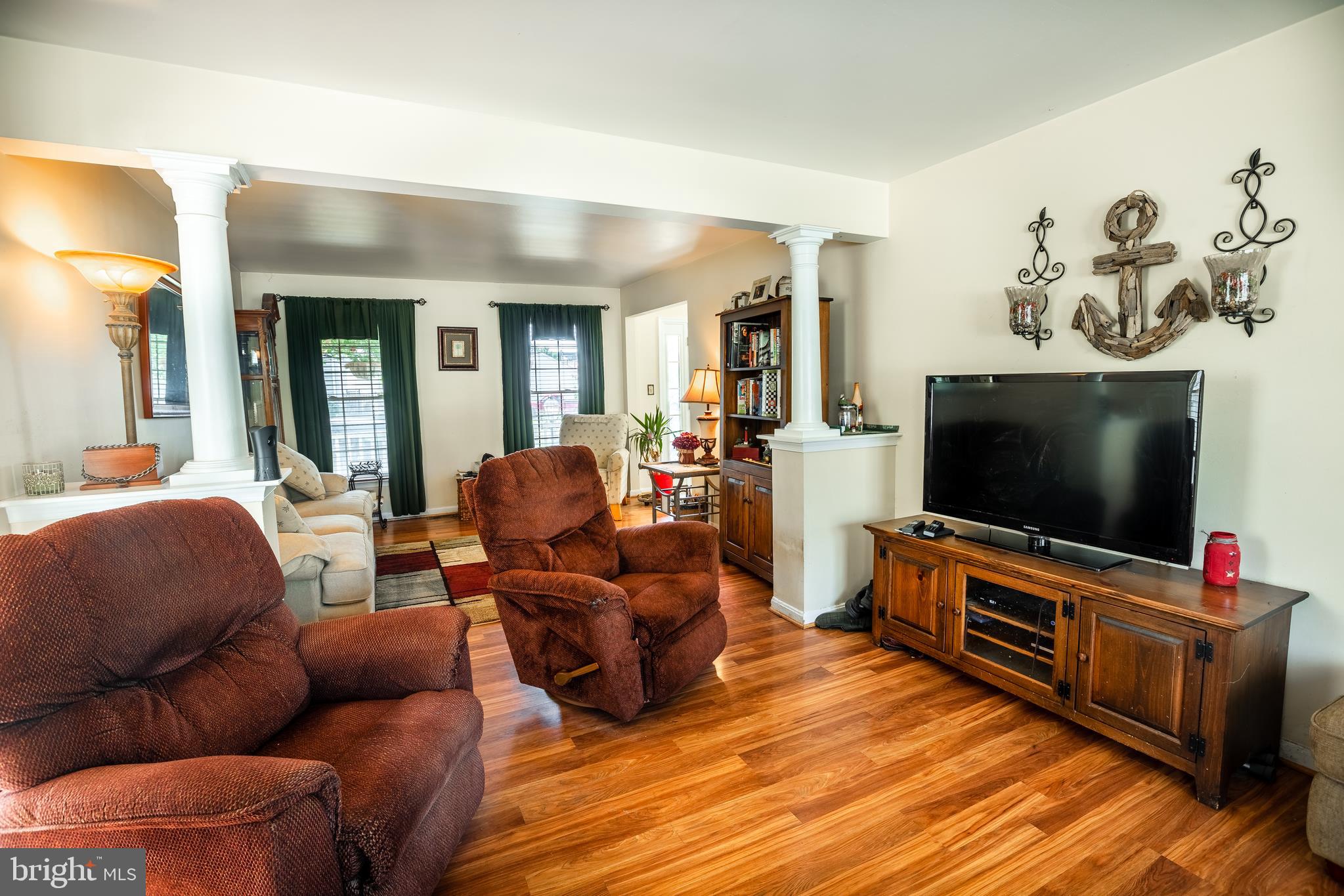 208 Seamaster Road Baltimore, MD 21221 - Photo 6 of 46 Gallery Image 6