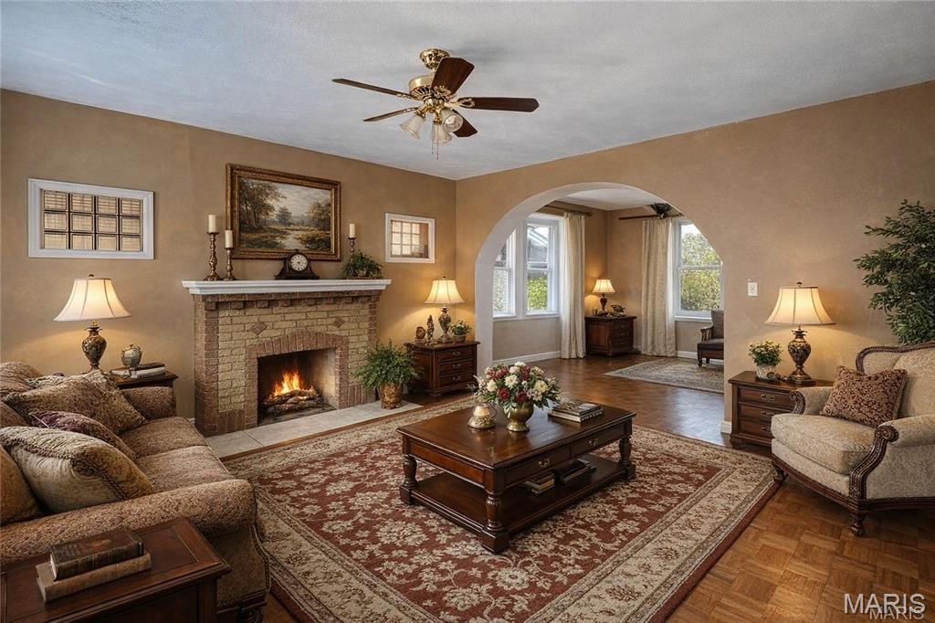 4427 Delor Street St. Louis, MO 63116 - Photo 2 of 22