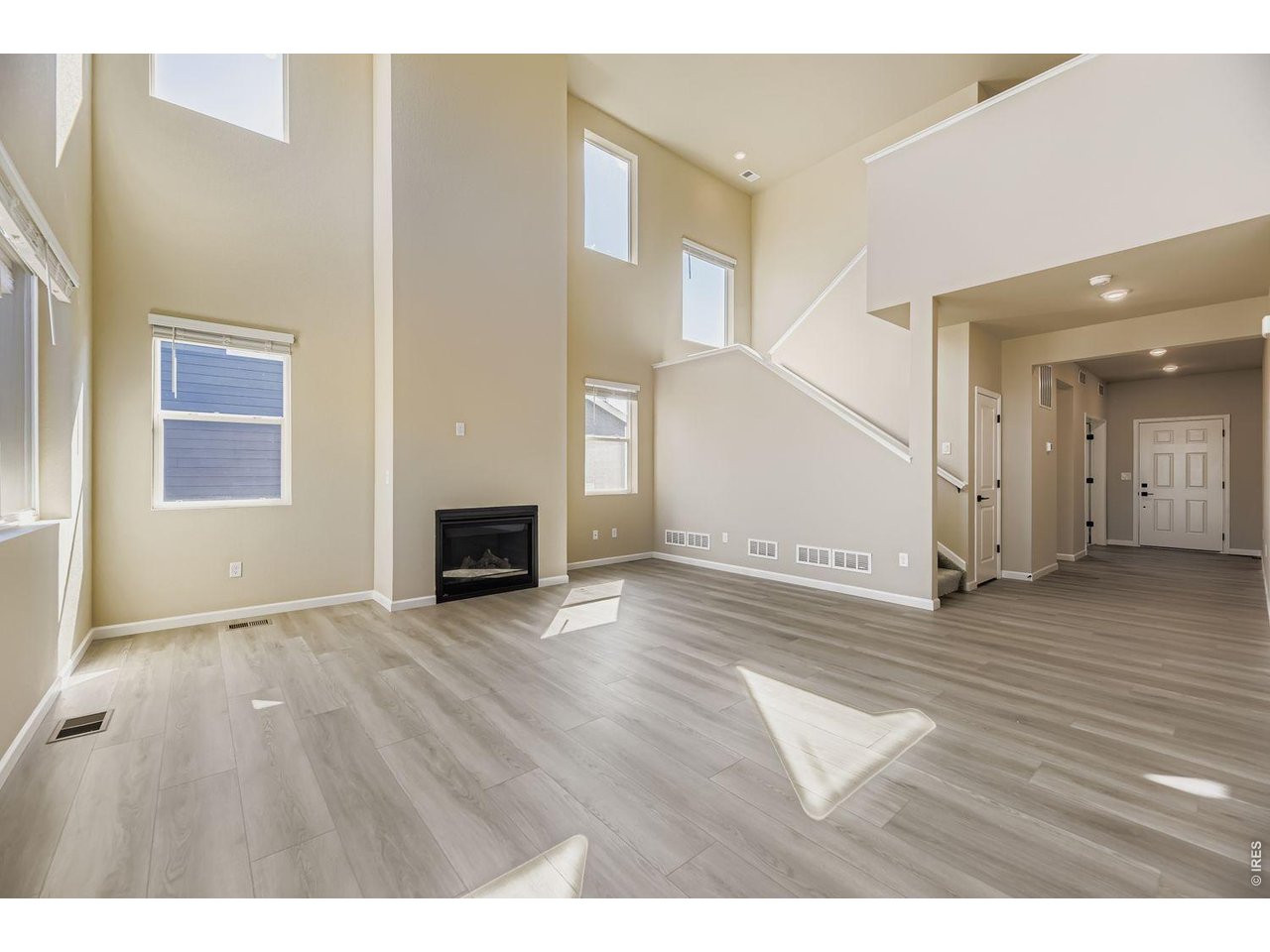330 Rustic Barn Lane Berthoud, CO 80513 - Photo 11 of 27