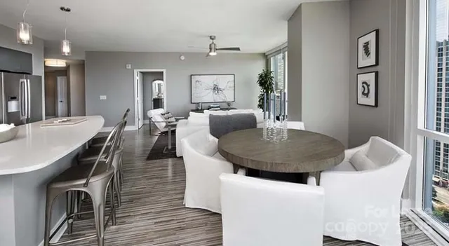 $1,814 | 225 South Poplar Street, Unit A4, Charlotte, NC 28202