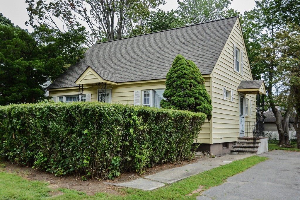 23 Kenwood Road Methuen, MA 01844 - Photo 1 of 30 Gallery Image 1