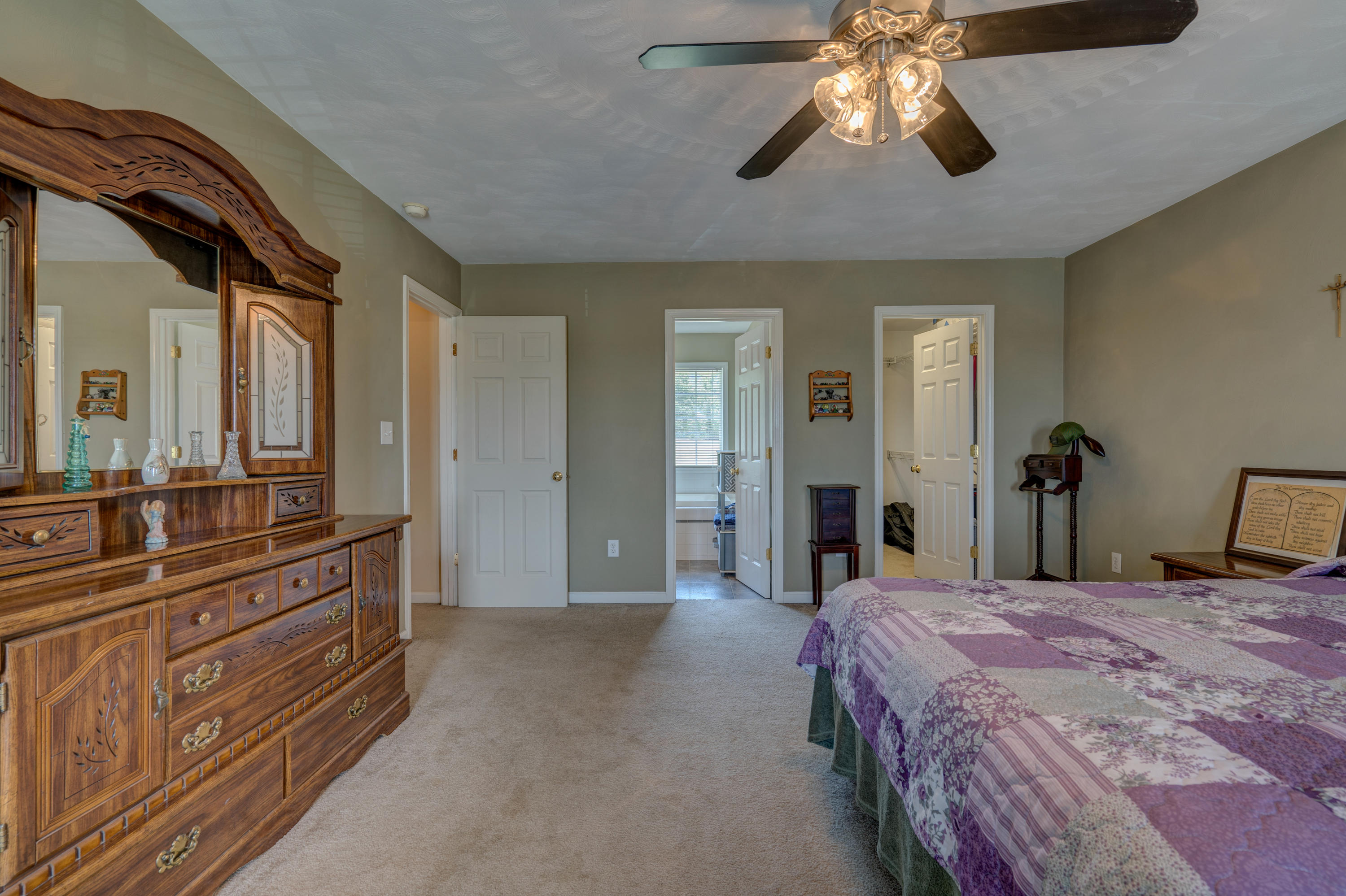 641 Castleridge Road Vinton, VA 24179 - Photo 22 of 38 DSC07821_2_3_4_5