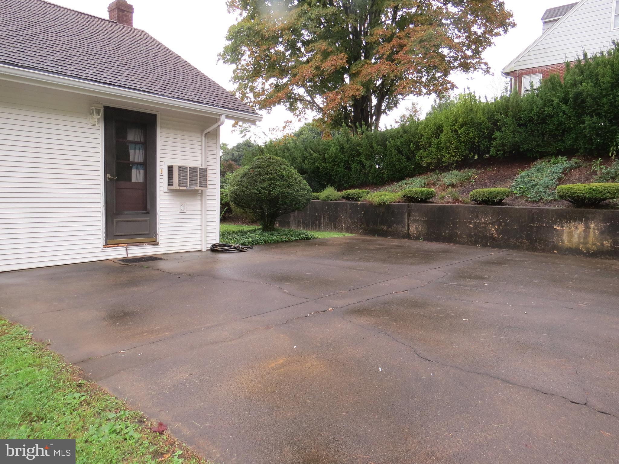 10 Oak Grove Road Pine Grove, PA 17963 - Photo 6 of 31 Gallery Image 6