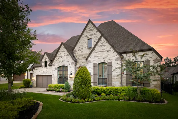 $1,330,000 | 216 North Opulent Drive, Montgomery, TX 77316
