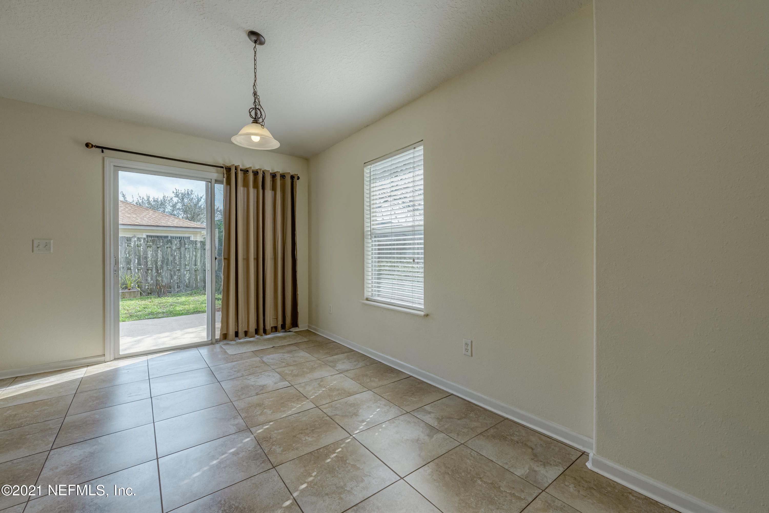 658 MacKenzie Circle St. Augustine, FL 32092 - Photo 6 of 39 658 Mackenzie Cir_32092-10