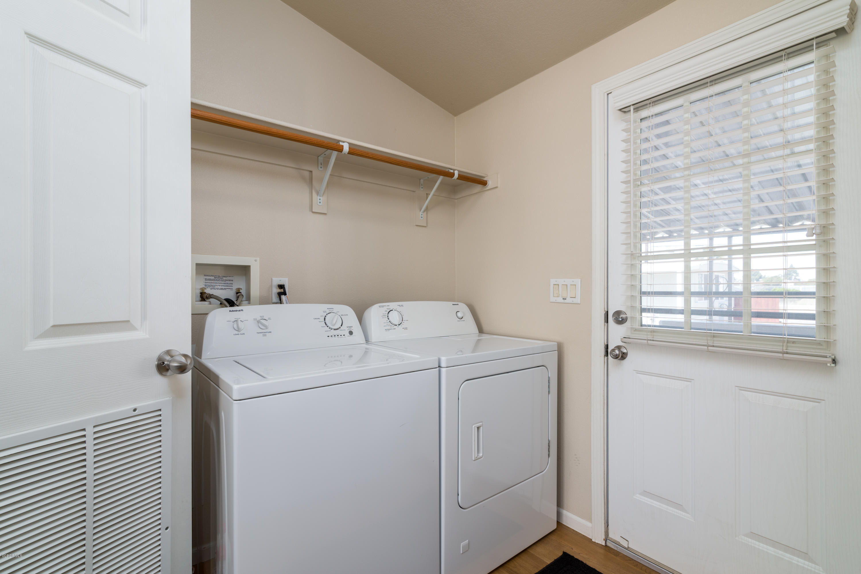 2132 Bluejay Avenue Oxnard, CA 93033 - Photo 17 of 20 a utility room with dryer and washer