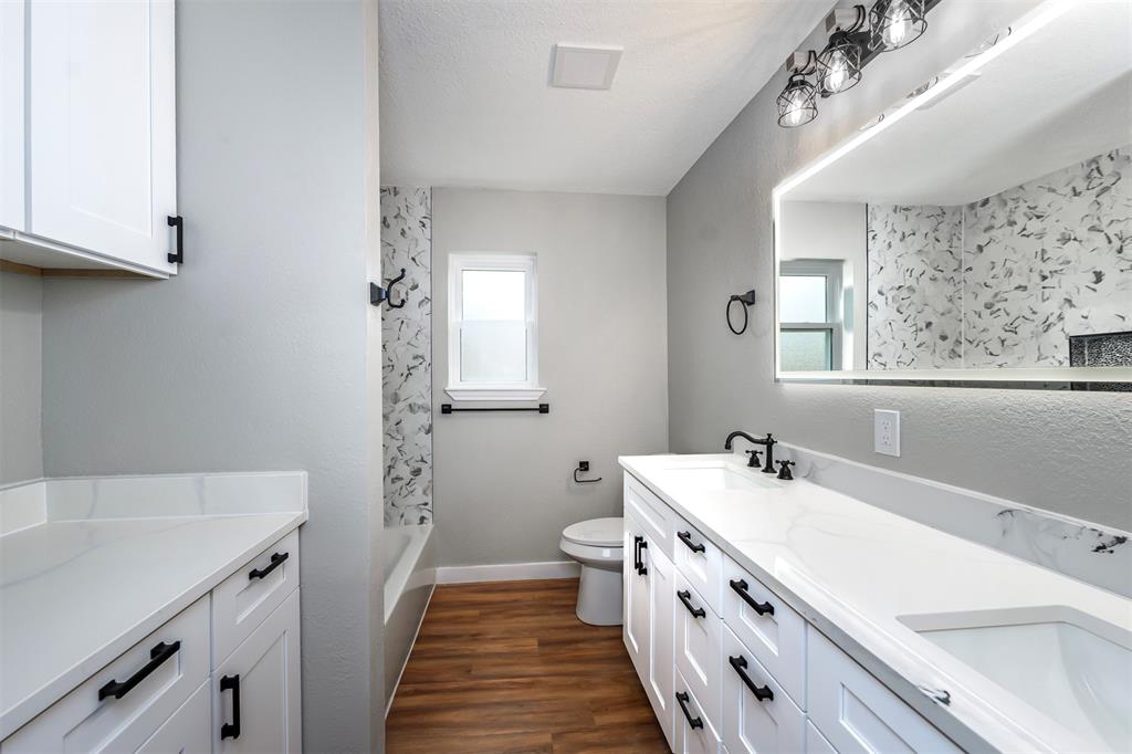 2004 Tarver Road Burleson, TX 76028 - Photo 14 of 28