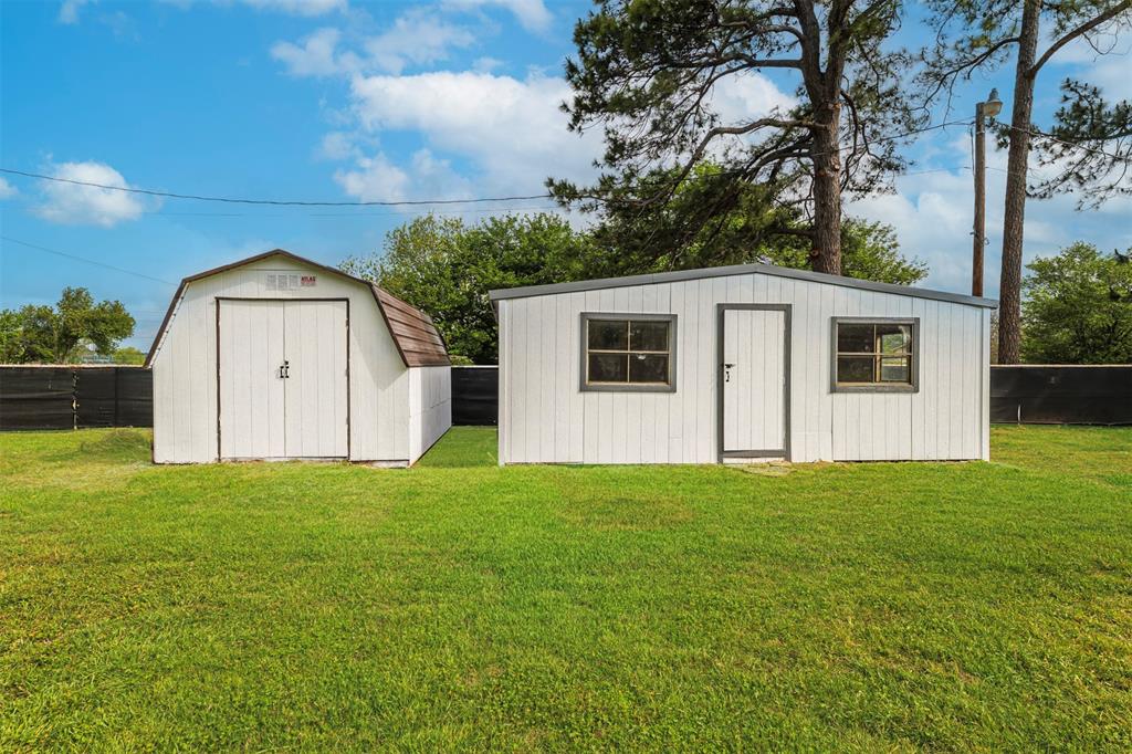 2004 Tarver Road Burleson, TX 76028 - Photo 27 of 28