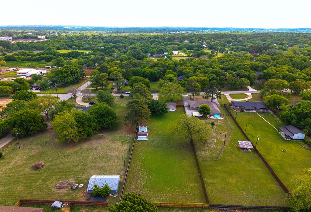 2004 Tarver Road Burleson, TX 76028 - Photo 4 of 28