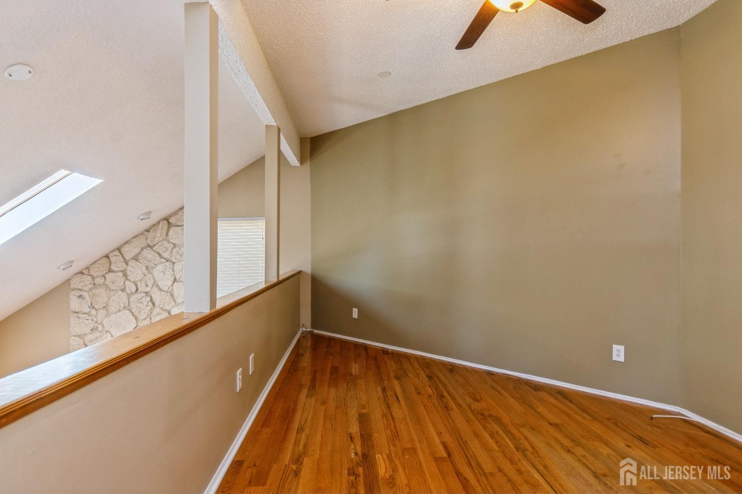 464 Westgate Drive Edison, NJ 08820 - Photo 18 of 31 a view of balcony with wooden floor