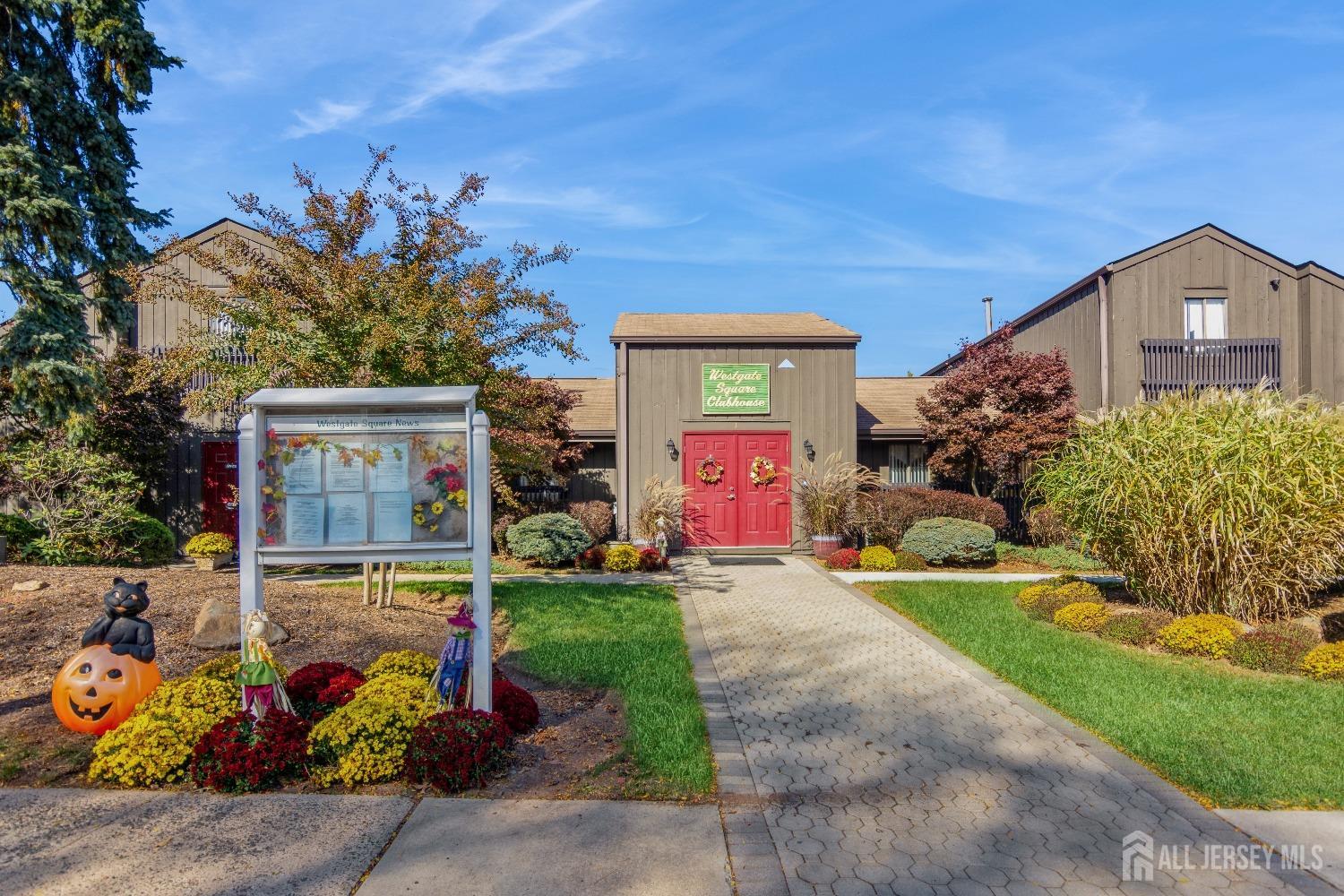 464 Westgate Drive Edison, NJ 08820 - Photo 28 of 31 a front view of a house with a yard
