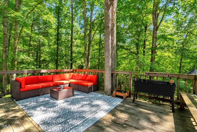 $319,000 | 160 Shadow Brook Drive, Henderson, NC 27537