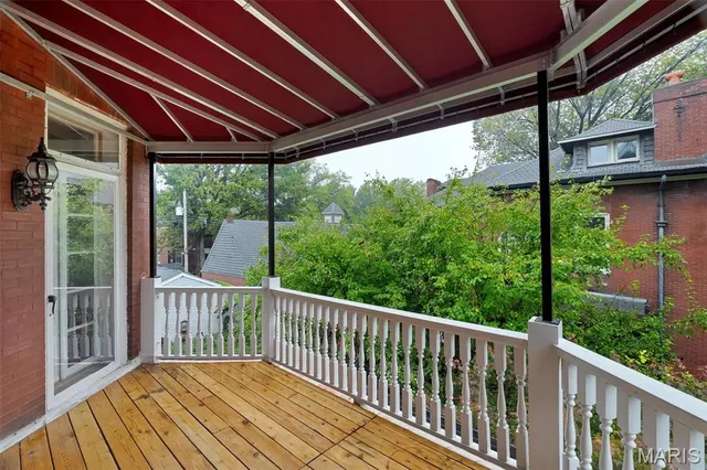 $1,195,000 | 3125 Russell Boulevard, St. Louis, MO 63104