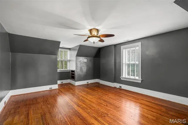 $1,195,000 | 3125 Russell Boulevard, St. Louis, MO 63104