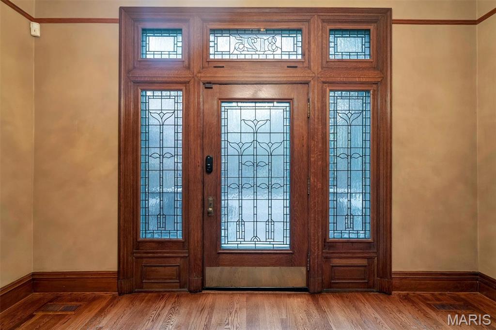 3125 Russell Boulevard St. Louis, MO 63104 - Photo 5 of 87