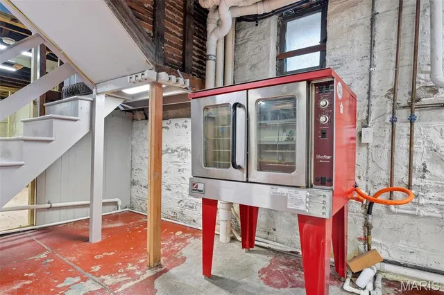 $1,195,000 | 3125 Russell Boulevard, St. Louis, MO 63104