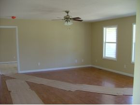 1797 Sentelle Road Greeneville, TN 37743 - Photo 3 of 9 Living room hardwood floors