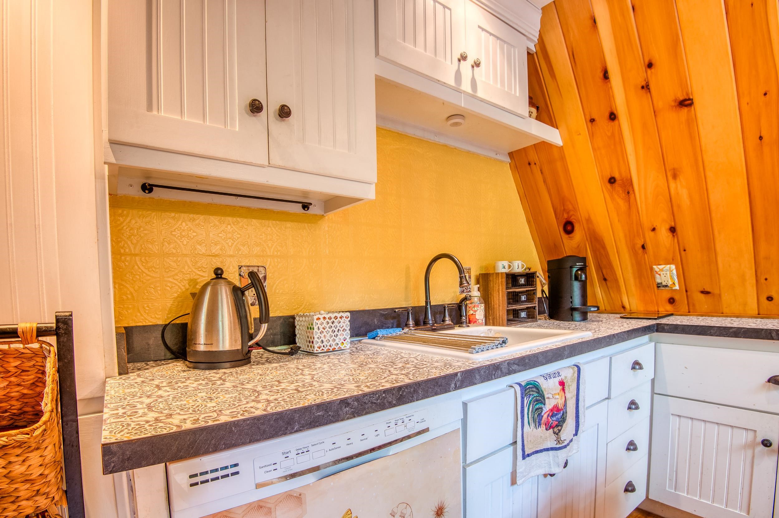 71 Bay Road Conway, NH 03860 - Photo 10 of 39