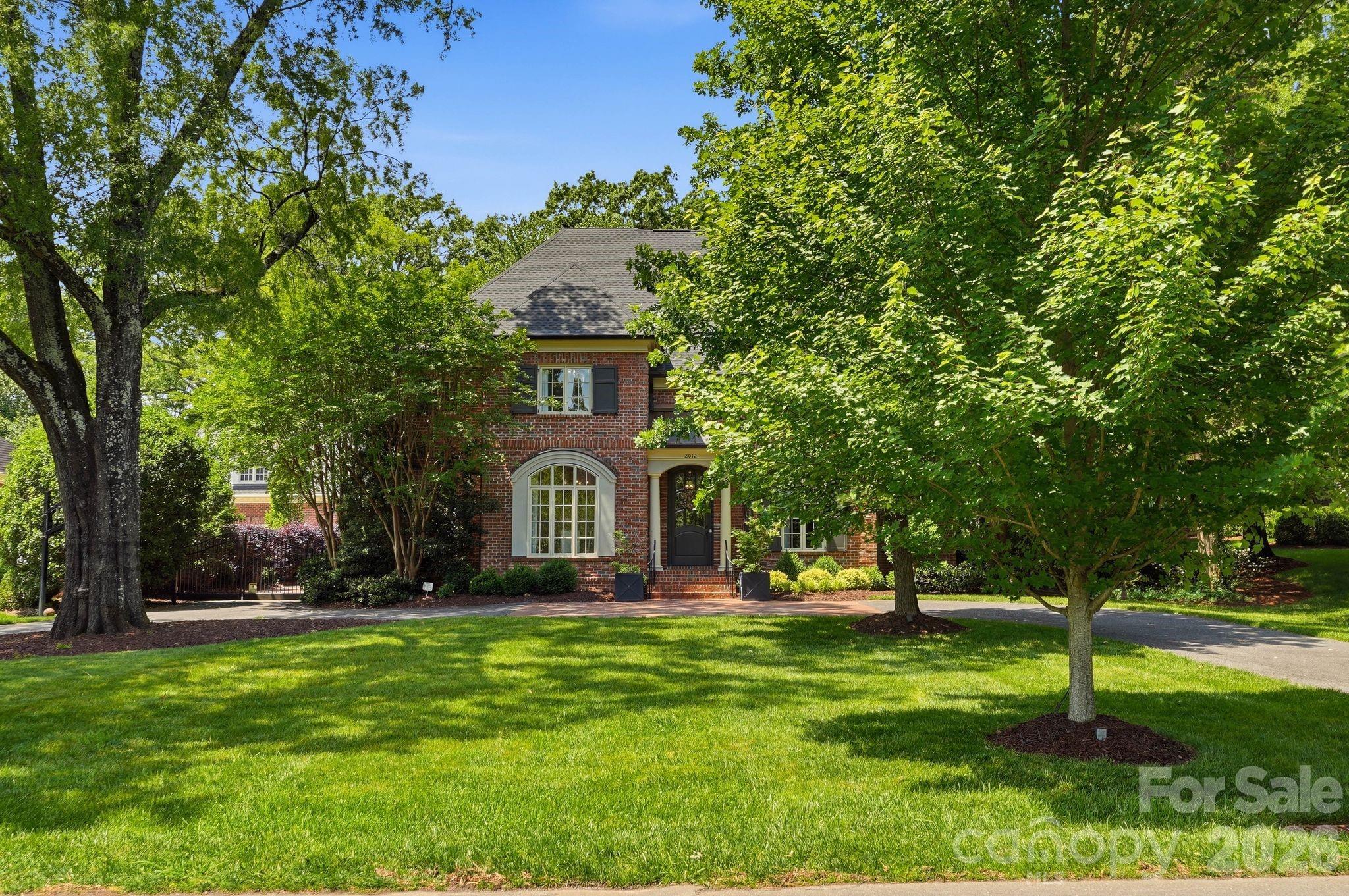 2012 Harris Road Charlotte, NC 28211 - Photo 2 of 44