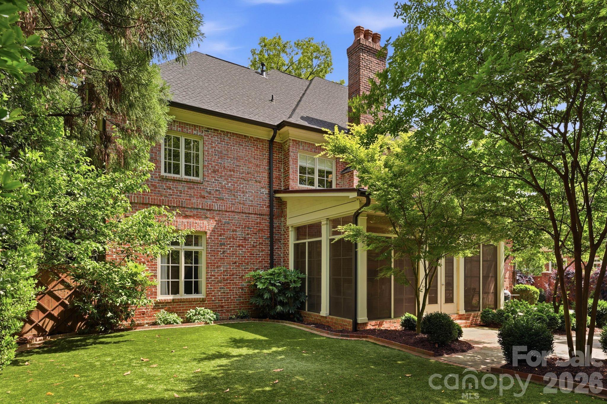 2012 Harris Road Charlotte, NC 28211 - Photo 38 of 44