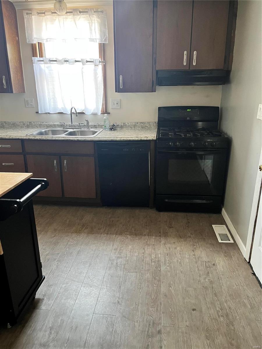 2953 Ridgeway Avenue St. John, MO 63114 - Photo 12 of 35