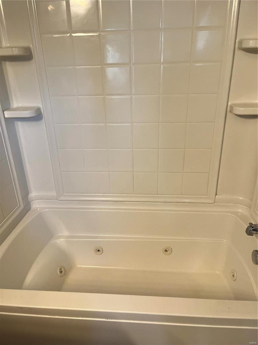 2953 Ridgeway Avenue St. John, MO 63114 - Photo 18 of 35