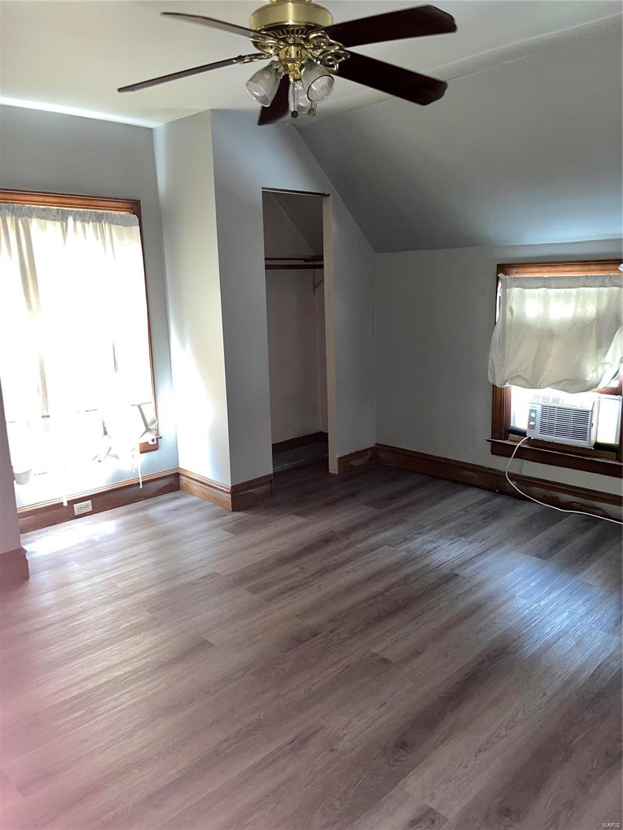 2953 Ridgeway Avenue St. John, MO 63114 - Photo 23 of 35