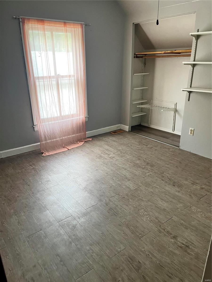 2953 Ridgeway Avenue St. John, MO 63114 - Photo 26 of 35