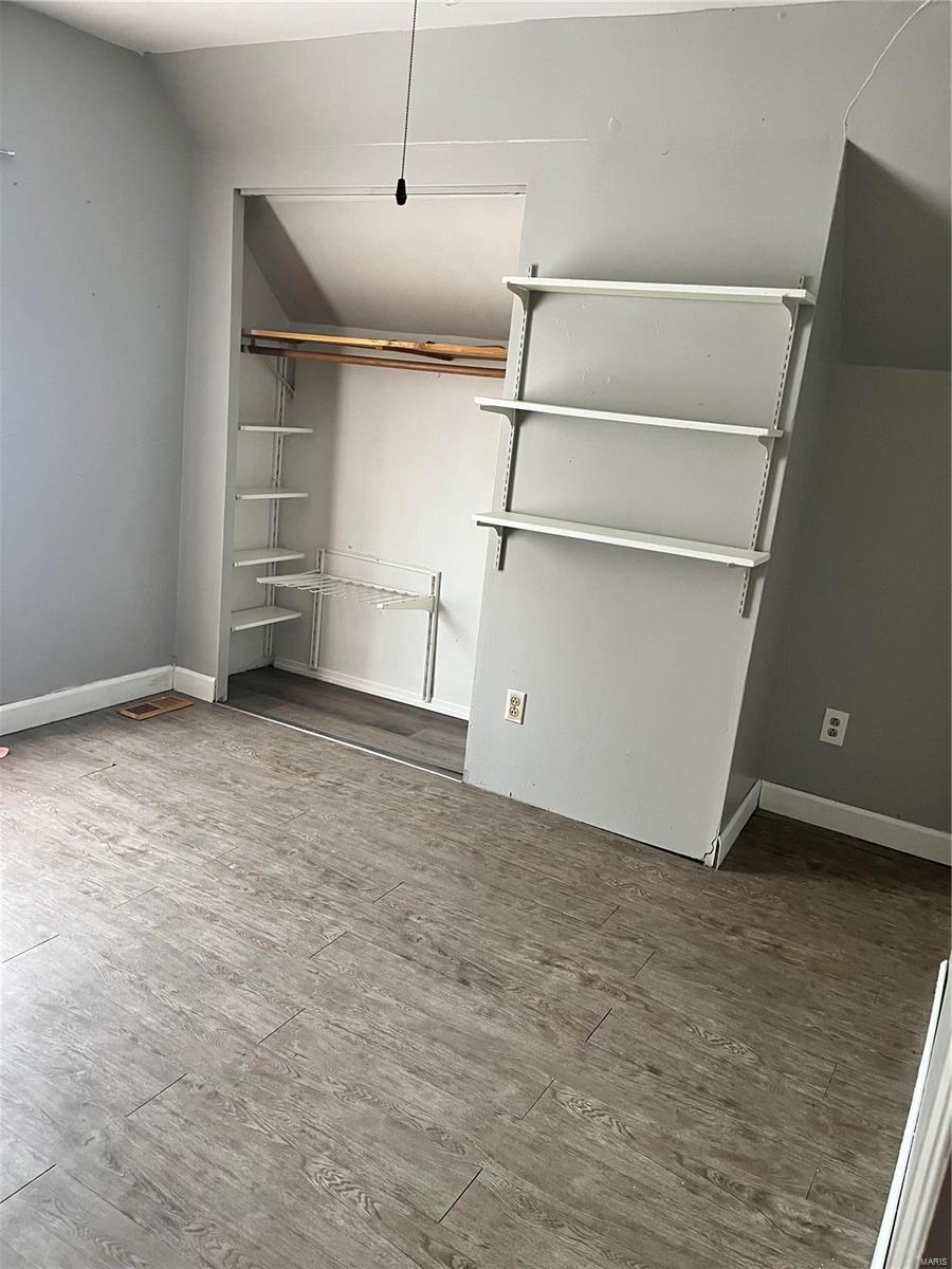 2953 Ridgeway Avenue St. John, MO 63114 - Photo 27 of 35