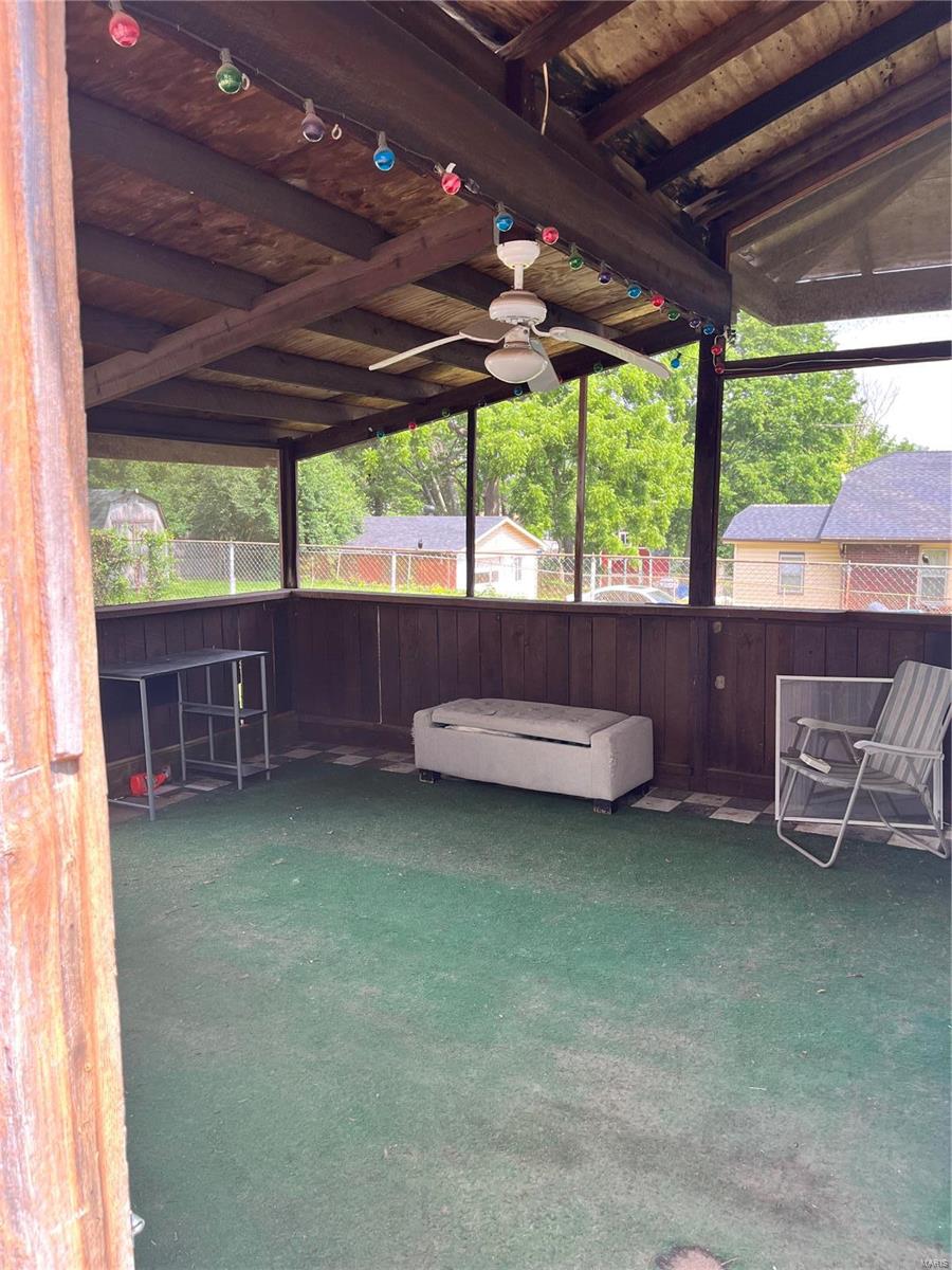 2953 Ridgeway Avenue St. John, MO 63114 - Photo 28 of 35