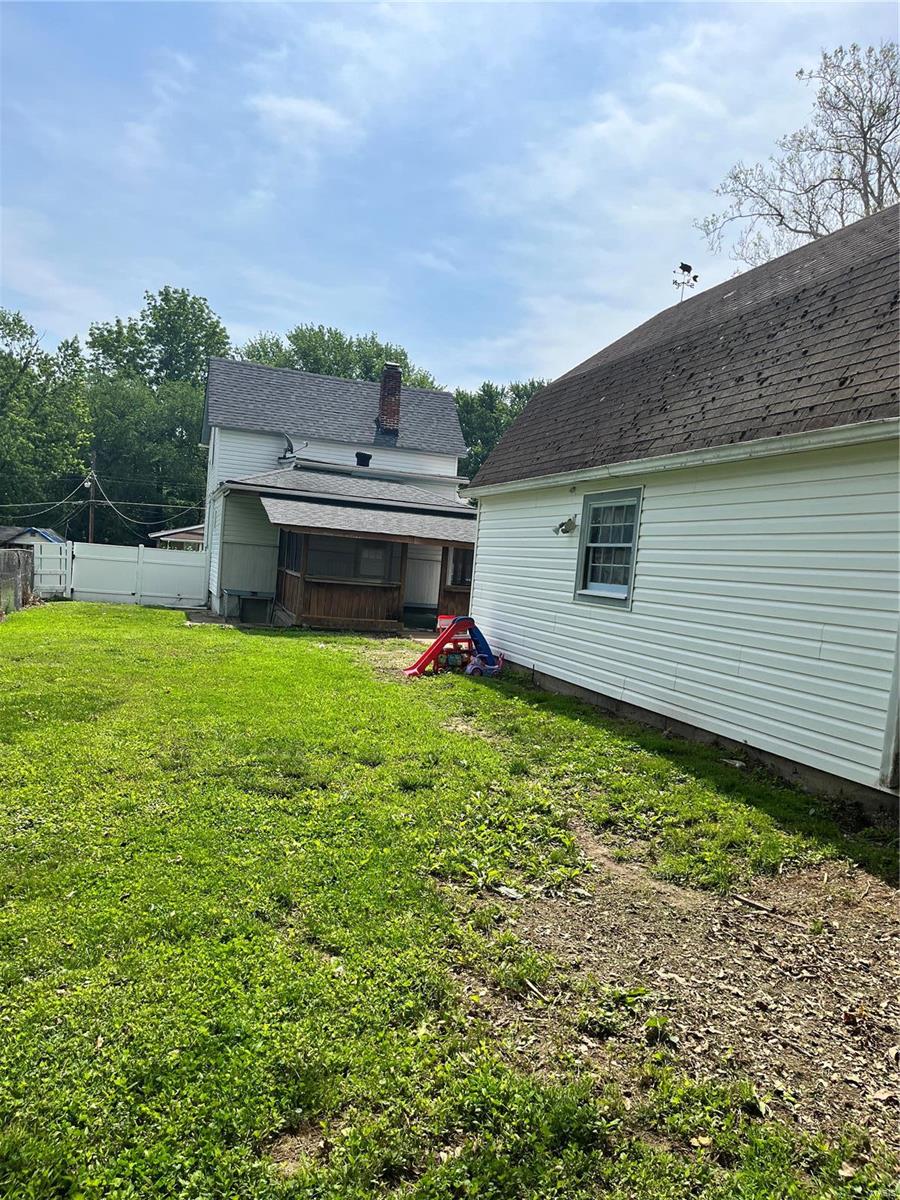 2953 Ridgeway Avenue St. John, MO 63114 - Photo 33 of 35