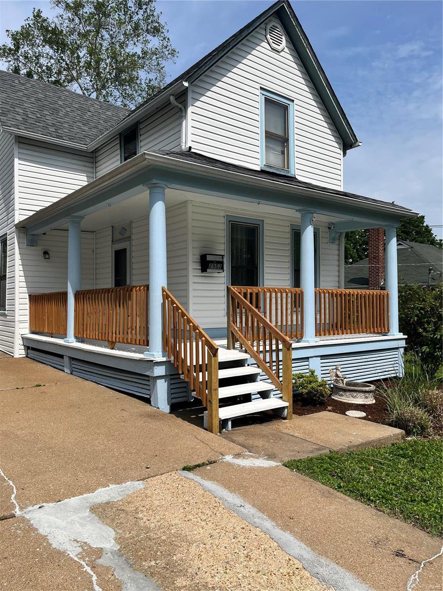 2953 Ridgeway Avenue St. John, MO 63114 - Photo 4 of 35