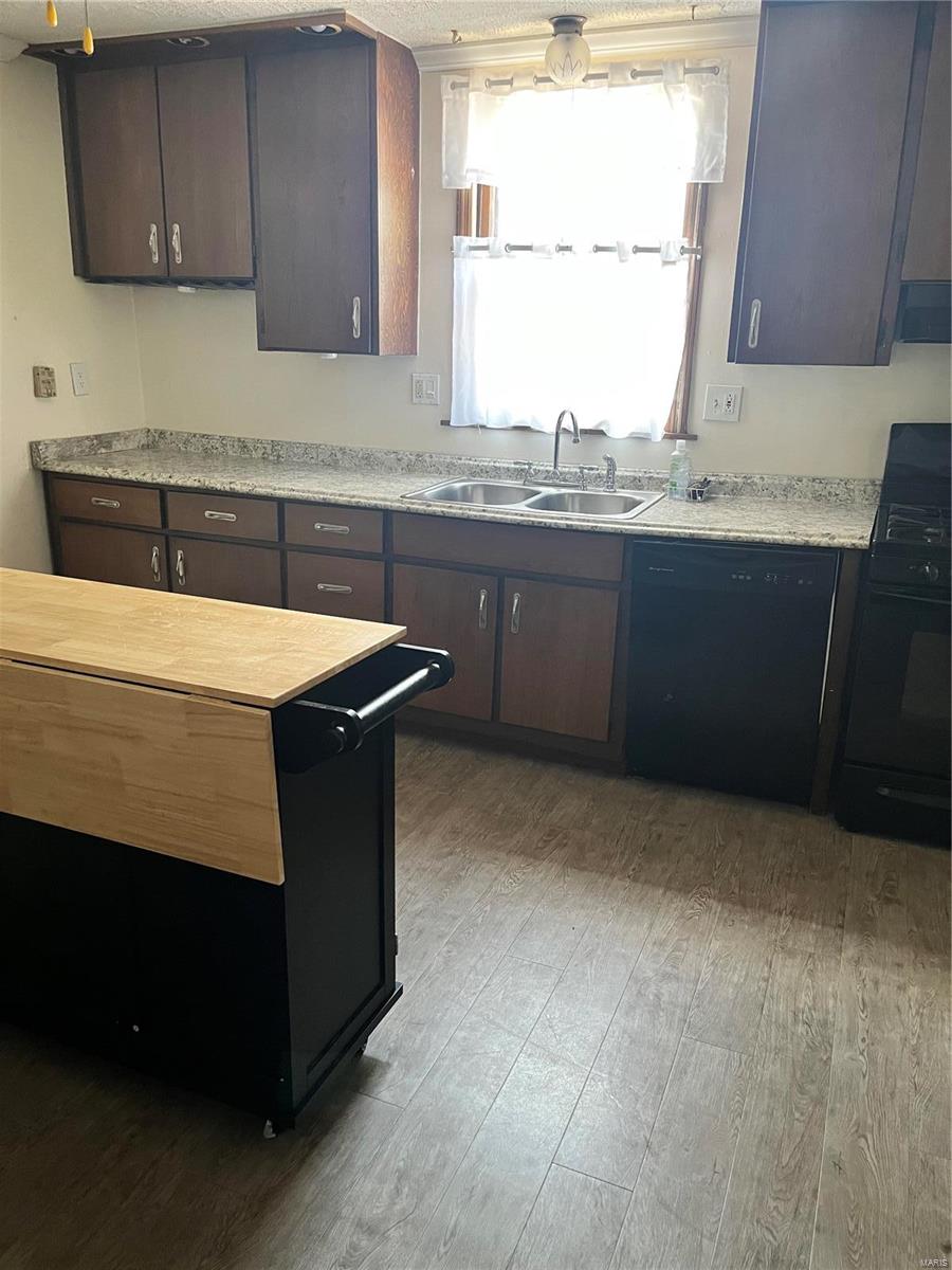 2953 Ridgeway Avenue St. John, MO 63114 - Photo 10 of 35