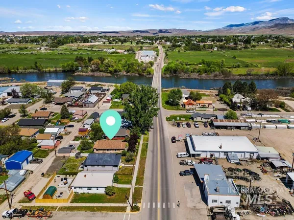 $340,000 | 611 North Washington Avenue, Emmett, ID 83617