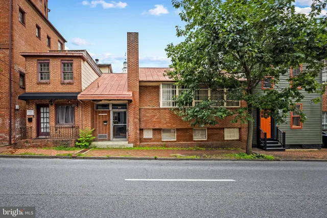 $615,000 | 212 Duke Of Gloucester Street, Annapolis, MD 21401