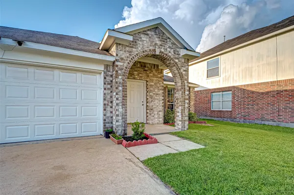 $1,999 | 17038 Midnight Sun Lane, Richmond, TX 77407