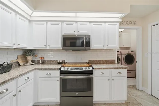 $329,900 | 6320 Kingway Lane, Spring Hill, FL 34608