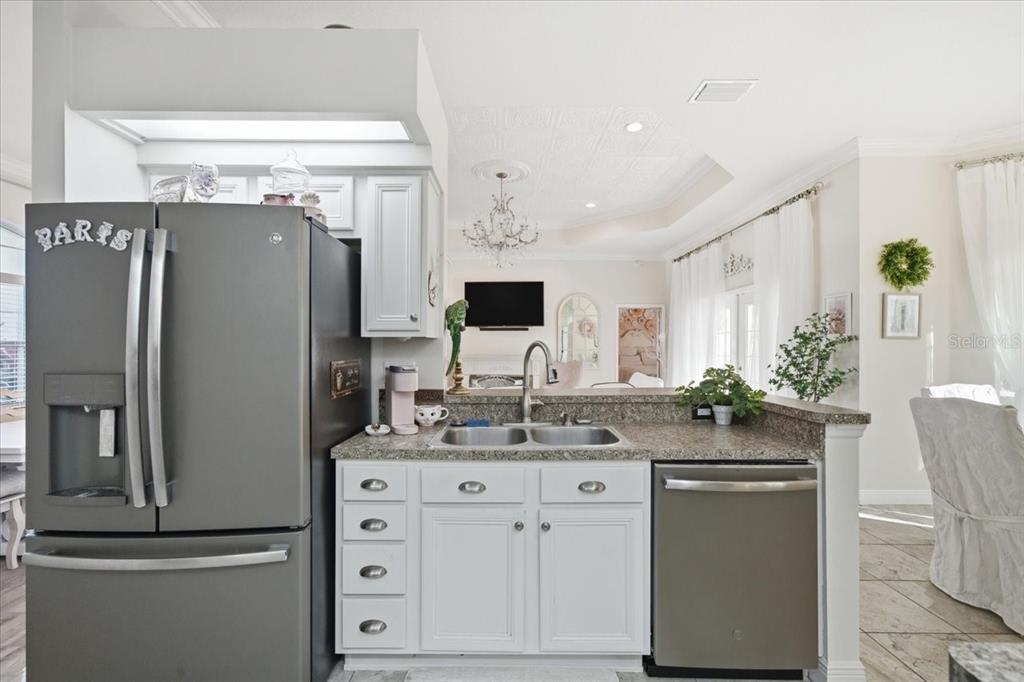 6320 Kingway Lane Spring Hill, FL 34608 - Photo 10 of 36