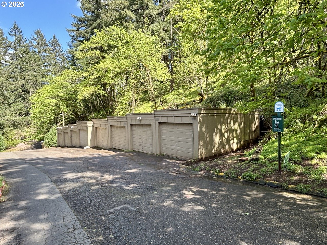 213 Trailside Loop Eugene, OR 97405 - Photo 16 of 28