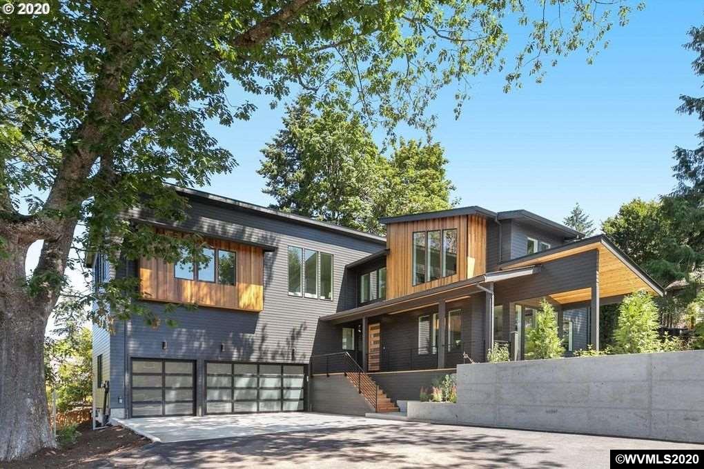 915 Southwest Maplecrest Drive Portland, OR 97219 - Photo 1 of 1 Gallery Image 1