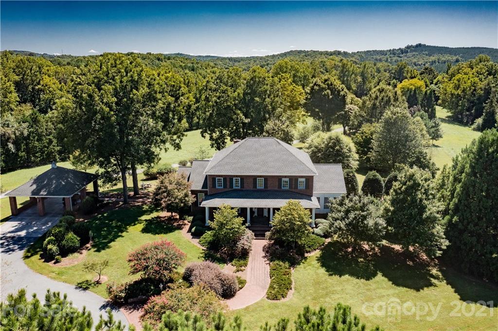 2215 Old Lexington Road Asheboro, NC 27205 - Photo 2 of 48 a view of a garden