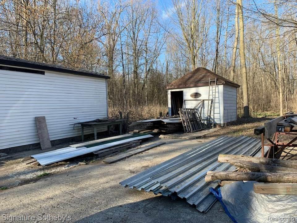 5076 Argentine Road Howell, MI 48855 - Photo 9 of 16 Nice wooded lot